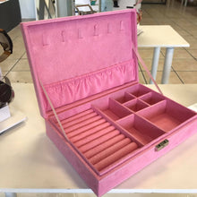 Cargar imagen en el visor de la galería, ESTUCHE JOYERO MEDIANO ROSA PASTEL