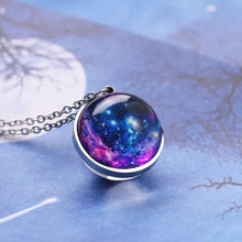 Cargar imagen en el visor de la galería, Collar Galaxia Sara
