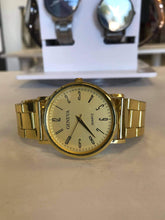 Cargar imagen en el visor de la galería, Reloj Geneva natural dorado
