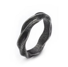 Cargar imagen en el visor de la galería, Anillo Twist Vintage
