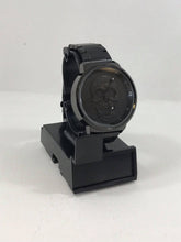 Cargar imagen en el visor de la galería, RELOJ SKULL METAL CALAVERA NEGRA
