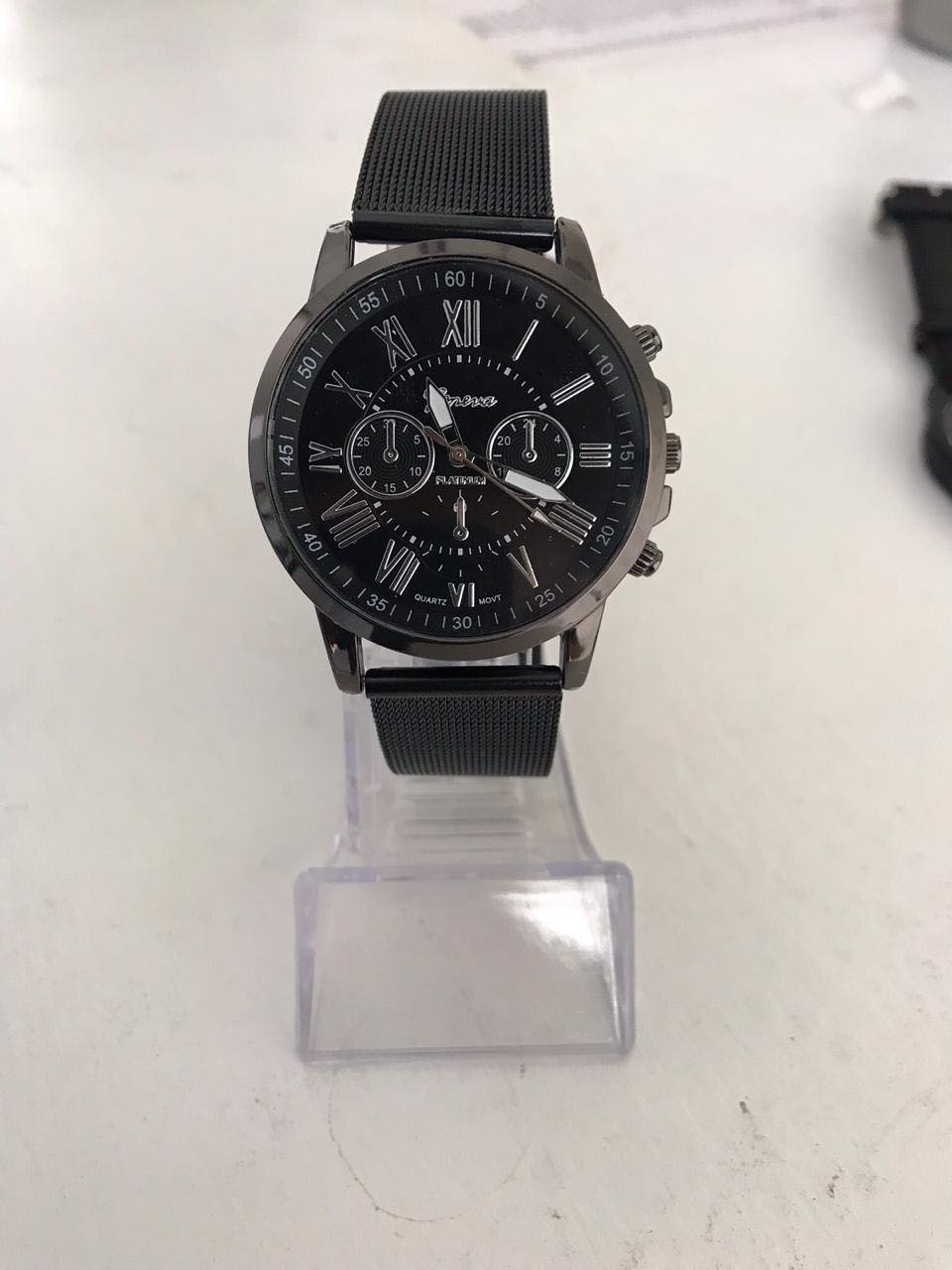 RELOJ GENEVA MALLA NEGRO